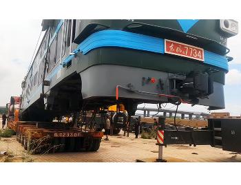 超限大件运输吊装现场